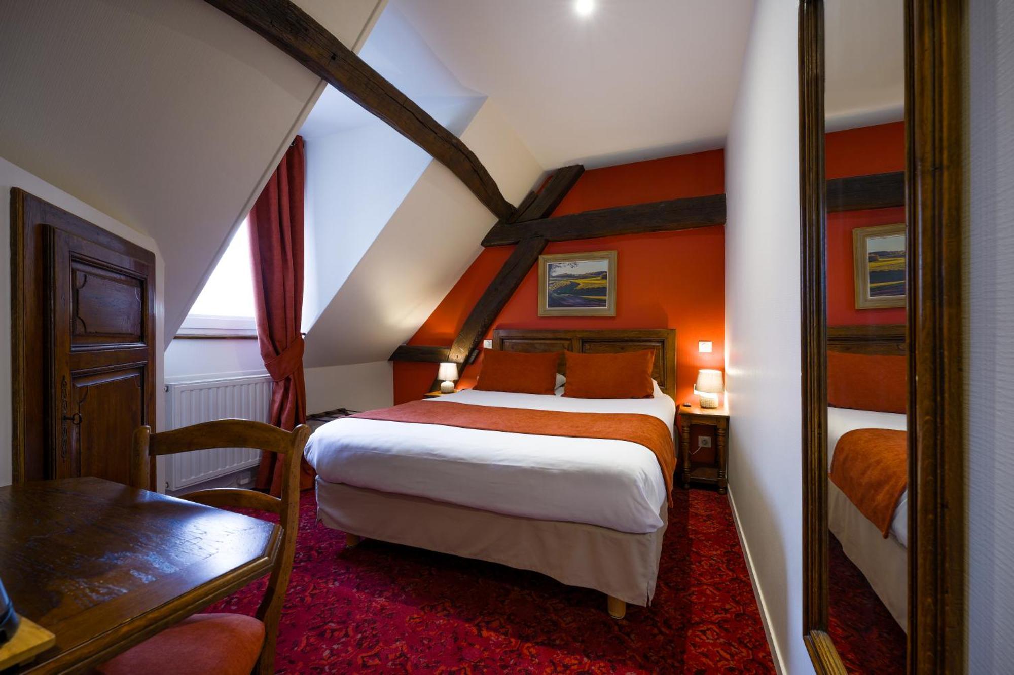 Hotel Wilson - Teritoria Діжон Екстер'єр фото